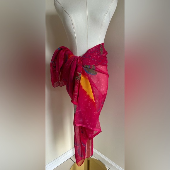 Sheer Tropical Wrap - Picture 3 of 8